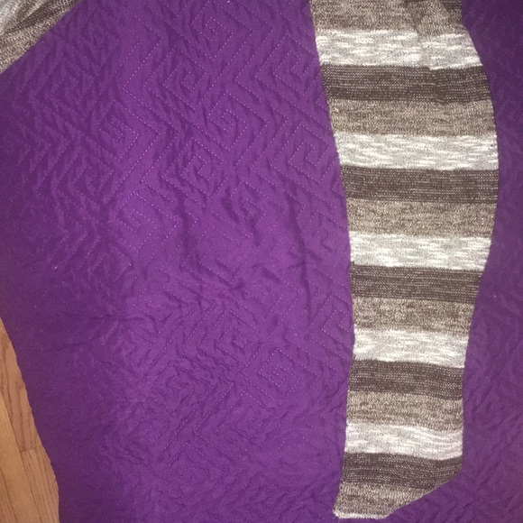 Long sleeve Flowy shirt ready to go - Picture 2 of 4